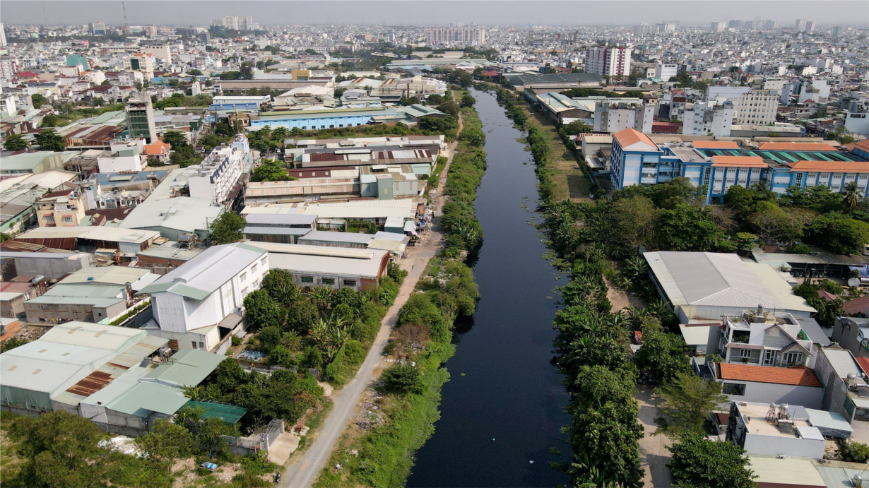 20 năm ngóng chờ dòng kênh đen đổi màu (2/3/2023)